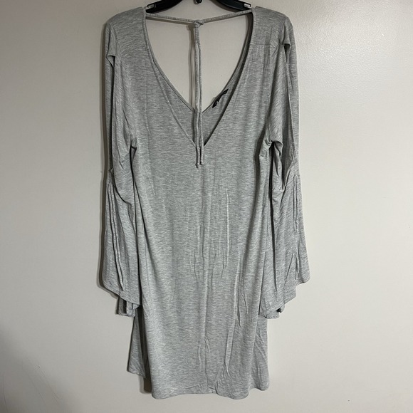 American Eagle Outfitters Dresses & Skirts - American Eagle Women's Cold Shoulder Open Back Bell Sleeve Mini Dress Size XL